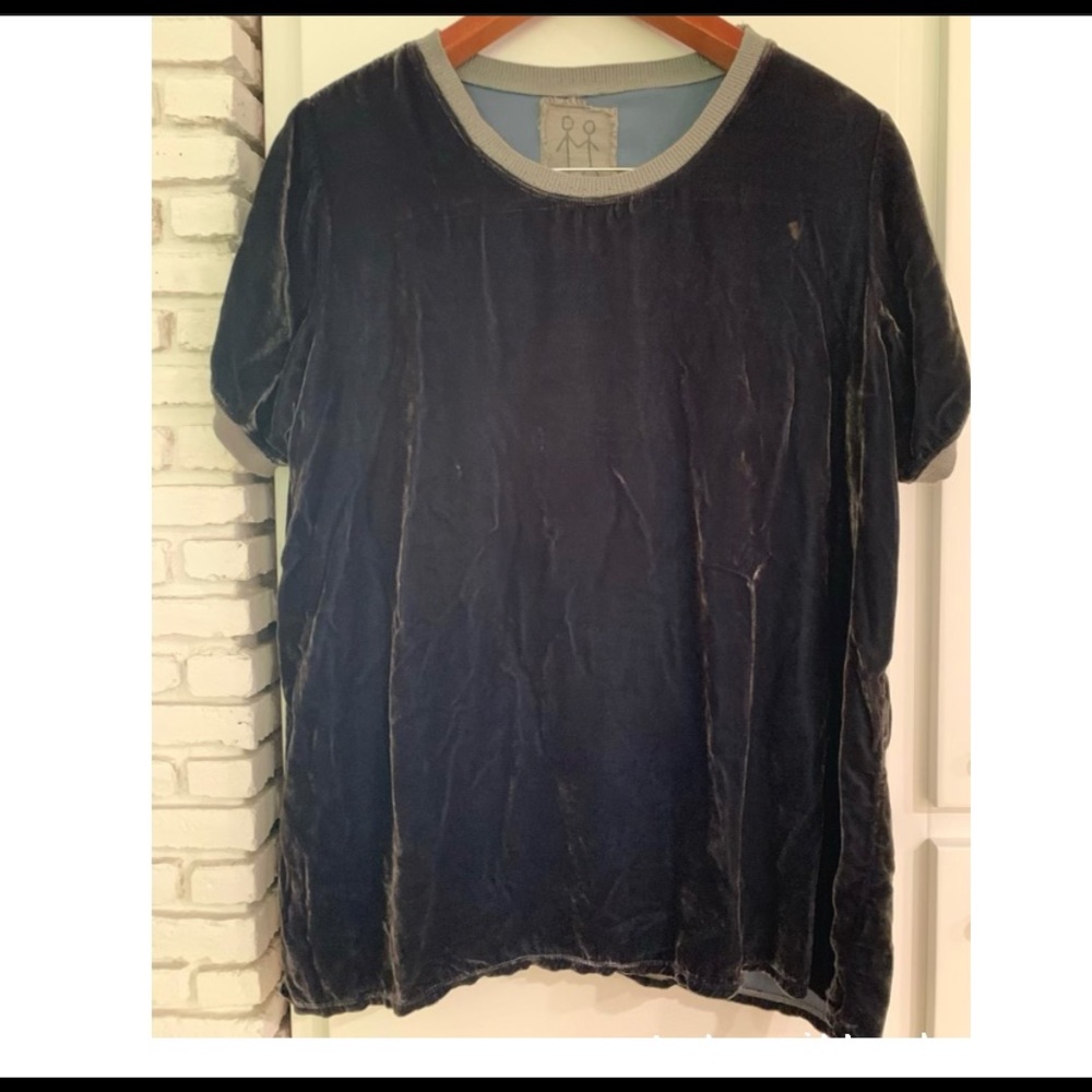 Johnny Was. Small Gray Velvet Tunic